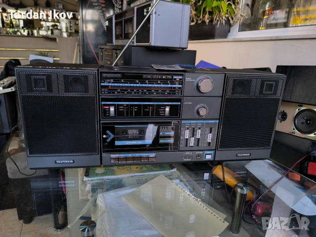 TELEFUNKEN RC-770, снимка 2 - Радиокасетофони, транзистори - 52775342