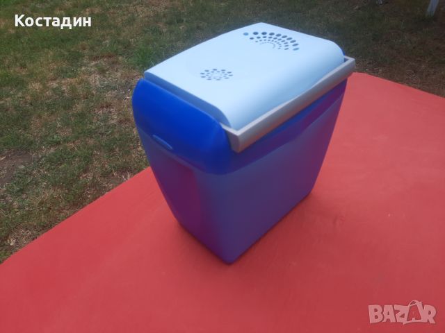 Хладилна чанта Waeco Cooly 12V  , снимка 3 - Хладилни чанти - 46216269