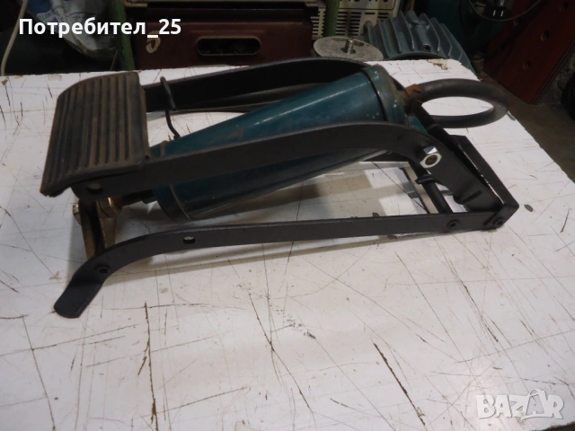 Крачна помпа за гуми, снимка 4 - Аксесоари и консумативи - 53716172