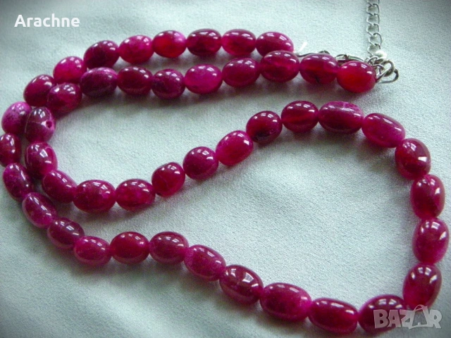 Гердан от рубин, Камбоджа