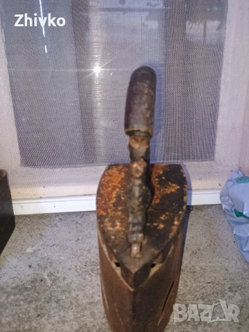 Стара ютия , снимка 5 - Антикварни и старинни предмети - 52503118