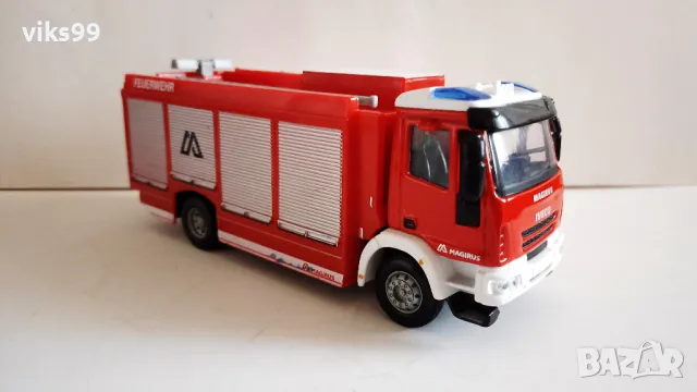 Bburago Iveco Magirus RW Feuerwehr 1:50, снимка 6 - Колекции - 47137382