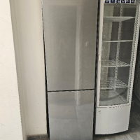 Хладилник Samsung с фризер с 3 чекмеджета Twin Cooling , снимка 1 - Хладилници - 44991255