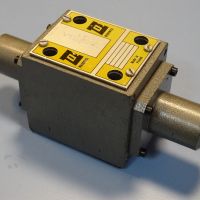 Хидравличен разпределител WADOWICE 4WH10 M1.2 directional valve 24VDC, снимка 1 - Резервни части за машини - 45337046