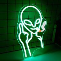Нова LED Неонова Табела Зелен Извънземен – Декор за Стена Стая Бар, снимка 3 - Други - 45496197