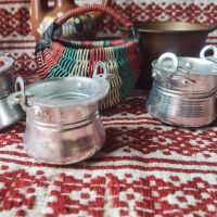 Стари български сувенирни менчета медна чаша кошница, снимка 2 - Други ценни предмети - 45297839