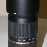 Обектив Tamron SP 70-300 VC за Nikon, снимка 1 - Обективи и филтри - 45343537