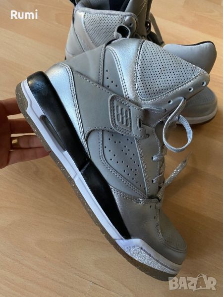 Оригинални мараронки Jordan Flight 45 High GS 'Metallic Silver'! 38,5 н, снимка 1