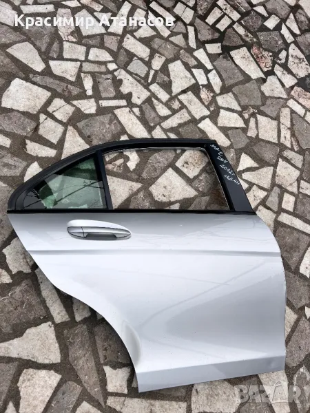 Врата задна дясна за Мерцедес Ц-класа W204 седан. 2011-2014г, снимка 1