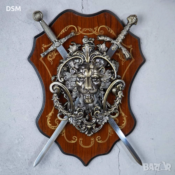 Ново Пано за стена с Меч и Лъв - Декорацияс Мечове 35см, снимка 1