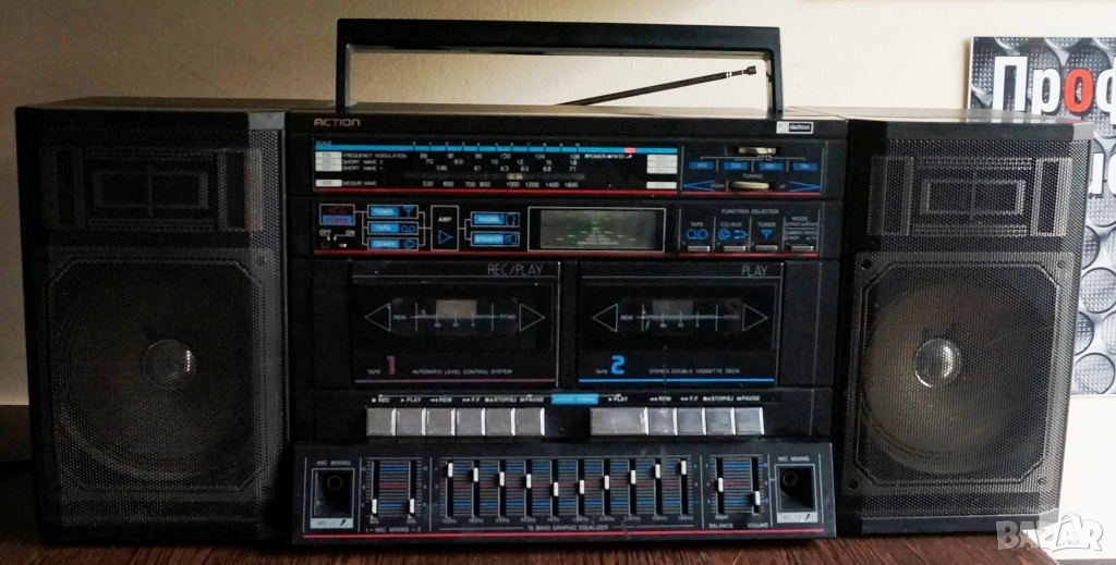 ACTION!Голям и много свирещ касетофон!Сервизиран , снимка 1