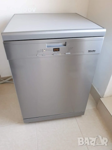 Инокс - Miele Съдомиялна - 14 Комплекта - Свободностояща - 60см, снимка 4 - Съдомиялни - 53436609