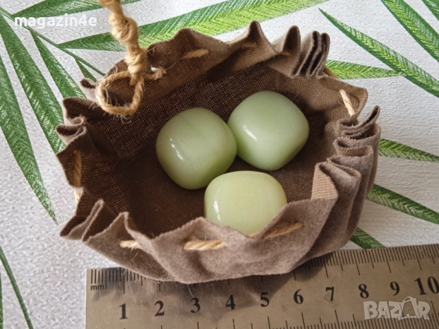 Торбичка с 3 полускъпоценни камъка, антична кожена торбичка,