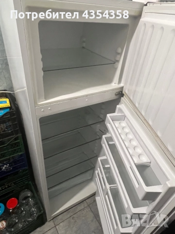 Хладилник с фризер Liebherr, снимка 3 - Хладилници - 52385286