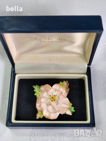 Винтидж порцеланова брошка COALPORT (1960-те), снимка 9 - Антикварни и старинни предмети - 53654049