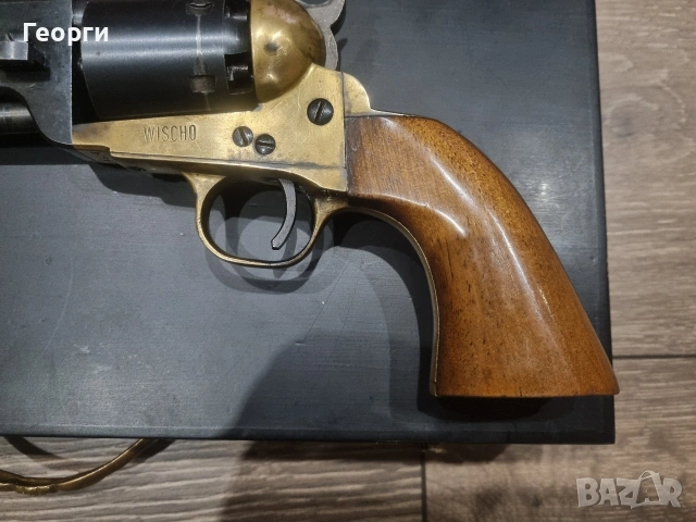 Револвер Колт Нави 1851г., снимка 8 - Антикварни и старинни предмети - 53787779