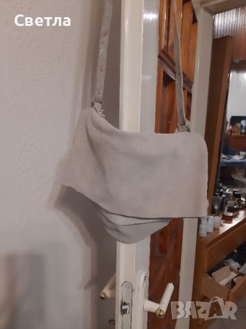 дамска чанта тип торба ес.велур, снимка 3 - Чанти - 45374333