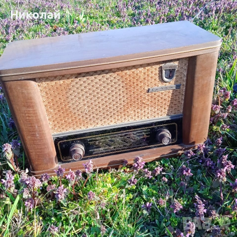 Лампово радио Христо Ботев, снимка 12 - Антикварни и старинни предмети - 53870787