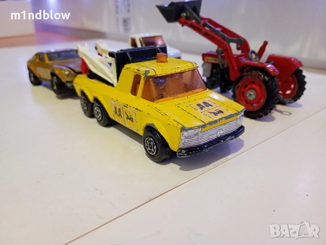 Метални колички Welly Kinsmart Matchbox Bburago 1:43 1:32, снимка 13 - Колекции - 54007853