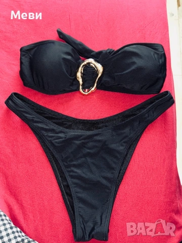 Чисто нови дамски бански