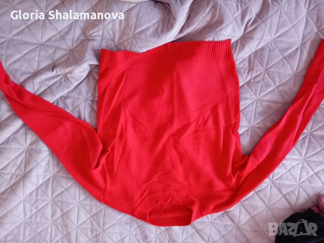 Дамски пуловер , снимка 1 - Блузи с дълъг ръкав и пуловери - 45711580