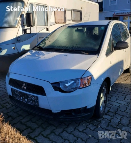 Мицубиши колт 2009 год 1200 куб Перфектно със КЛИМАТРОНИК, снимка 2 - Автомобили и джипове - 52812329