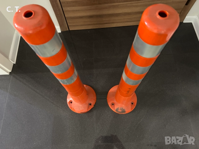 2 бр Ограничително сигнално гъвкаво колче 75см. от термопл. еластомер, снимка 2 - Други стоки за дома - 52433746