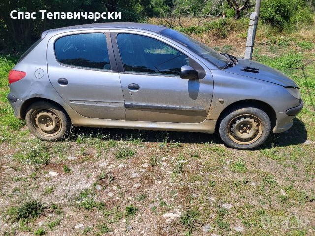 Продавам пежо 206 1.4 бензин На части, снимка 3 - Автомобили и джипове - 46504561