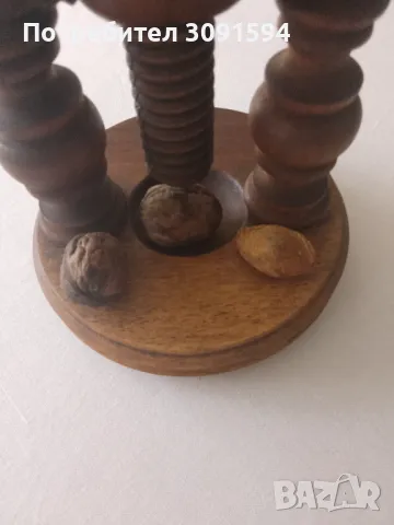 Дъбова преса за орехи ядки 18 век, снимка 9 - Антикварни и старинни предмети - 49632479