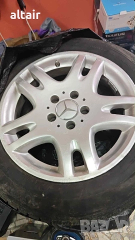 Зимни гуми, снимка 3 - Гуми и джанти - 52316493