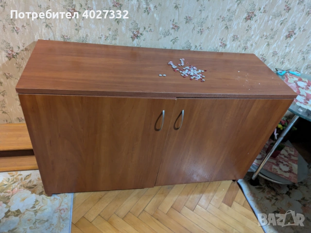 Комплект мебели- три гардероба и четири шкафа, снимка 5 - Шкафове - 54102746