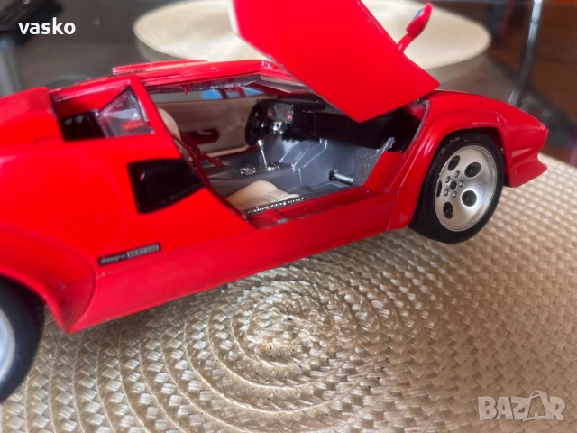 Burago Italy 1:18, снимка 7 - Колекции - 53392879