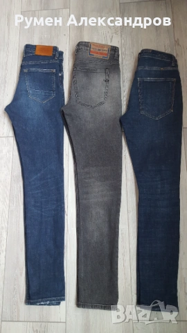 Мъжки дънки размер S за младеж с р-р W30 L30 в лот от 3 броя, снимка 4 - Дънки - 53940364