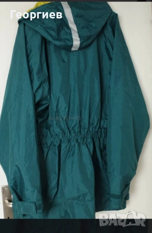 Дъждобран,Яке дъждобран,Ръкавици велур,Вълнени одеала и плат с размери  3.20/0.60 см.Черно кадифе., снимка 11 - Други стоки за дома - 37226885