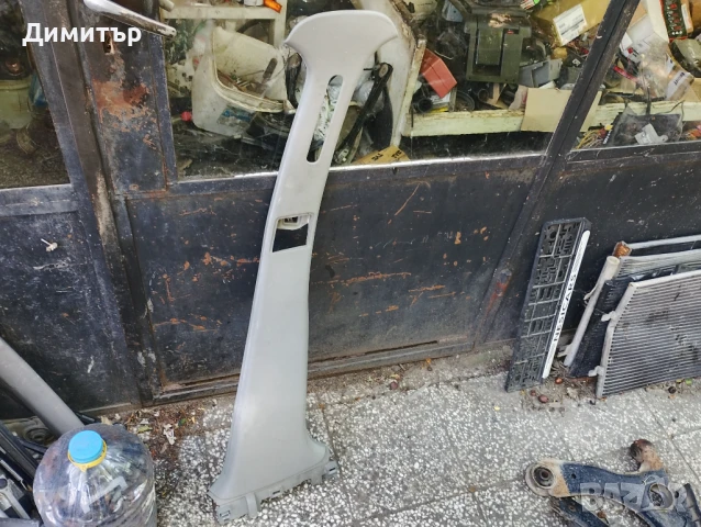 Интериорна Пластмаса Средна Колонка Дясна За Рено Клио 2 2003г / Renault Clio 2 2003y