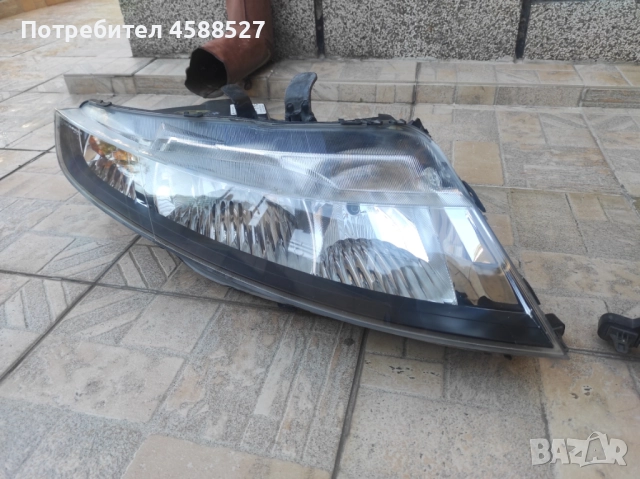 Фарове, ляв и десен фар за Хонда Сивик 8 Honda Civic 8, снимка 3 - Части - 52214918