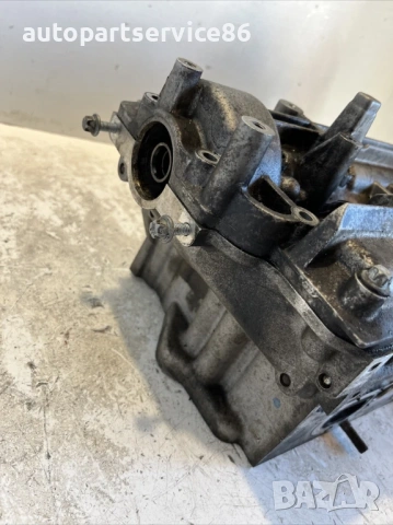 Глава на цилиндъра с разпределителни валове за Jeep Grand Cherokee 3.0 CRD (2006) R6420163601, снимка 3 - Части - 53523488