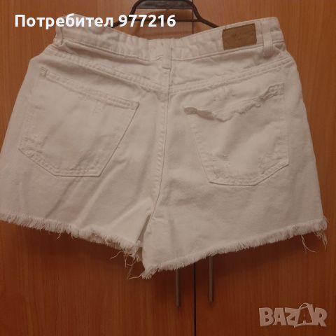 Къси бели дънкови къси гащи на Terranova, снимка 2 - Къси панталони и бермуди - 46191080