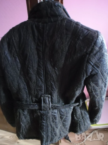 Дамско късо палто, снимка 2 - Палта, манта - 52800522