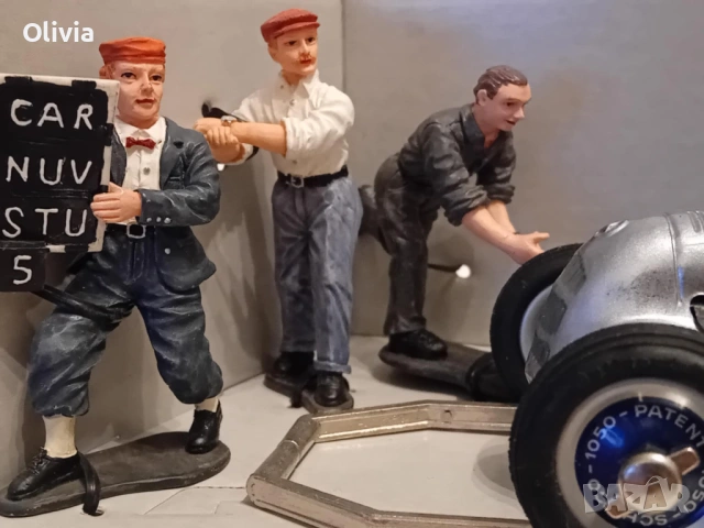 Schuco-Classic Mercedes Grand Prix 1936 (Studio 1050) – Колекционерски комплект 1:24 Diorama/Диорама, снимка 6 - Други - 53810075