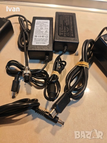 Зарядни за тротинетки 42V 2A