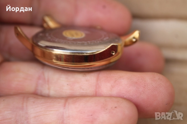 Мъжки кварцов часовник ''Accurist'', снимка 8 - Мъжки - 52630528