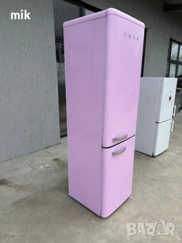 Розов Хладилник SMEG с фризер, снимка 2 - Хладилници - 54214117