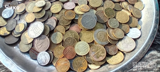 300бр чужди стари монети, снимка 2 - Нумизматика и бонистика - 52659464