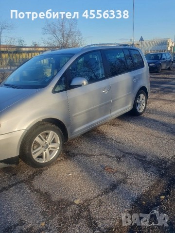 Vw touran, снимка 8 - Автомобили и джипове - 52625255