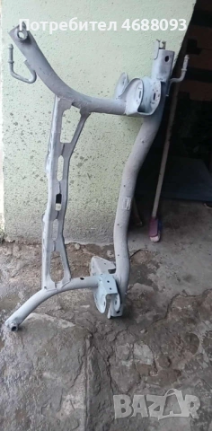 Заден мост за Волксваген Голф 5 1.6 бензин 102к.с 2005г