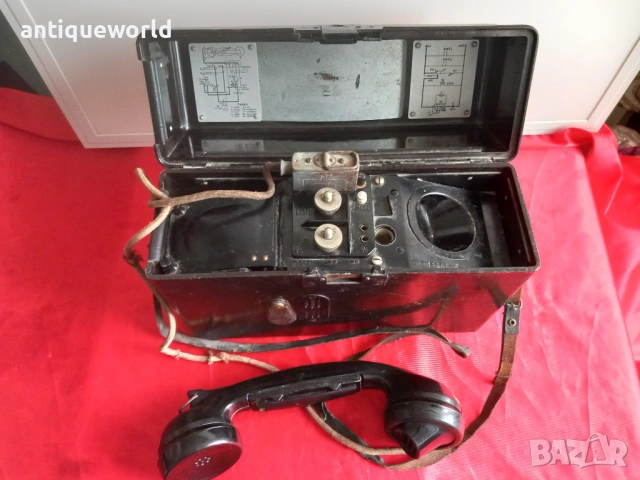 Нацистки Военен Телефон ,Свастики Вермахт ВСВ 1940г., снимка 4 - Антикварни и старинни предмети - 53993782