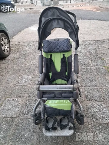 Специализирана инвалидна количка