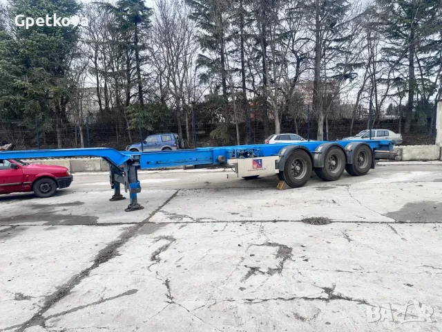 Ремарке за контейнери/контейнеровоз, снимка 1