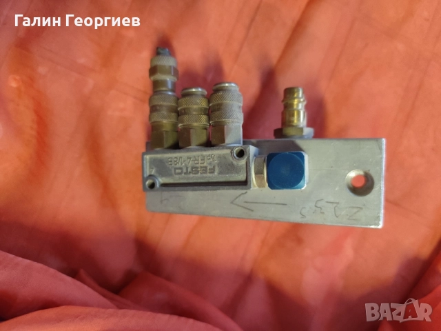 Пневматичен разклонител Festo бързи връзки 
